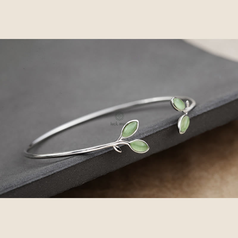 Luck Muse Cat Eye Leaf Pattern Cuff Bracelet - SEO Enhanced - Image 4