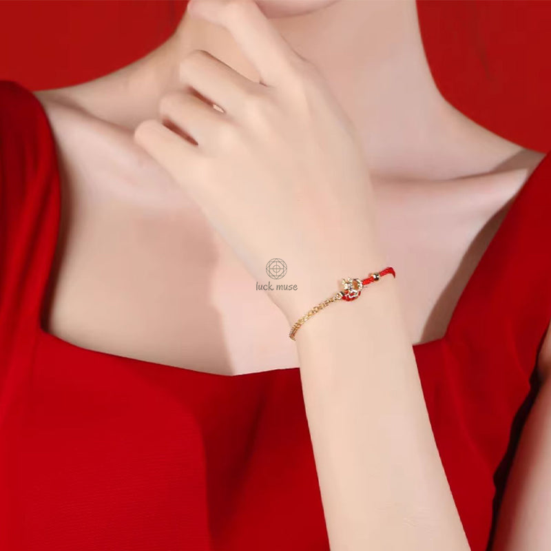 925 Sterling Silver Year of the Dragon Koi Fish Luck Bracelet with Luck Muse