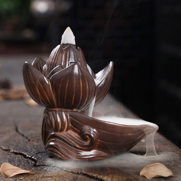 Exquisite Lotus Blossom Incense Holder - Image 3