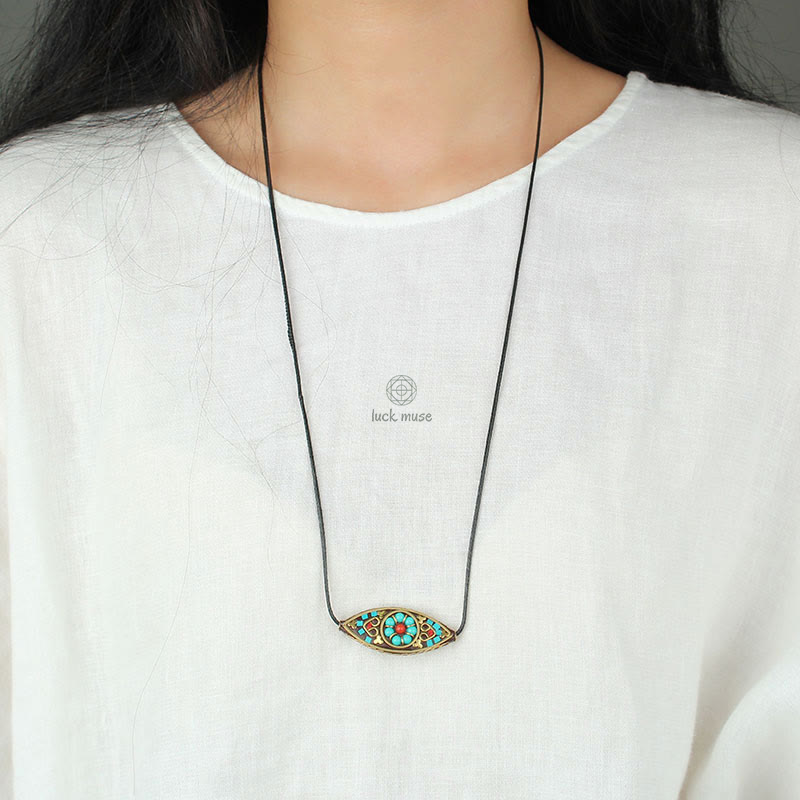 Tibet Turquoise Bead Necklace Pendant with Marquise Pattern for Protection and Strength - Image 9
