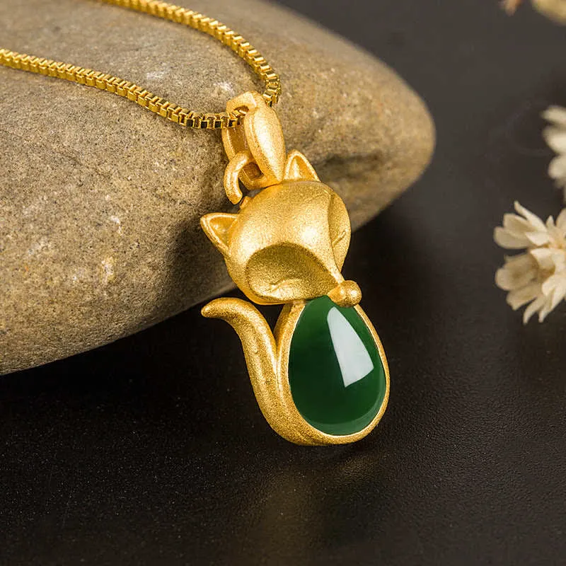 Luck Muse Green Chalcedony Fox Courage Necklace Pendant