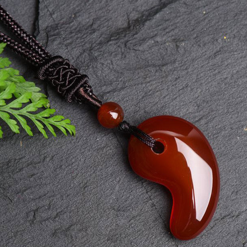 Red and Green Agate Moon Pattern Necklace for Confidence and Calm - Image 4
