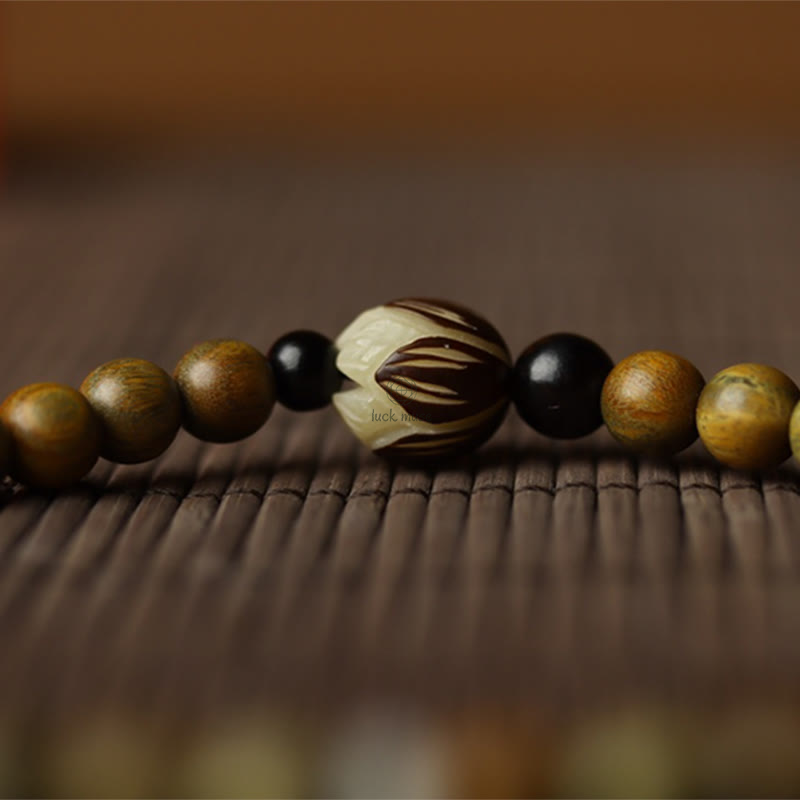 Bodhi Seed and Green Sandalwood Lotus Double Wrap Bracelet - Image 8