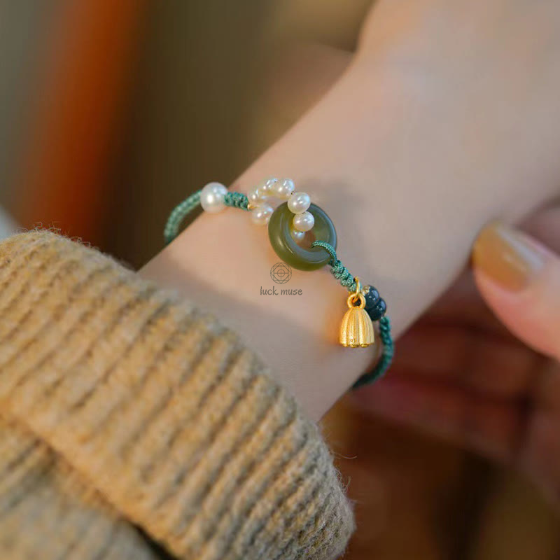 Handcrafted Hetian Jade Peace Buckle Bracelet with Natural Pearls for Luck - Image 7