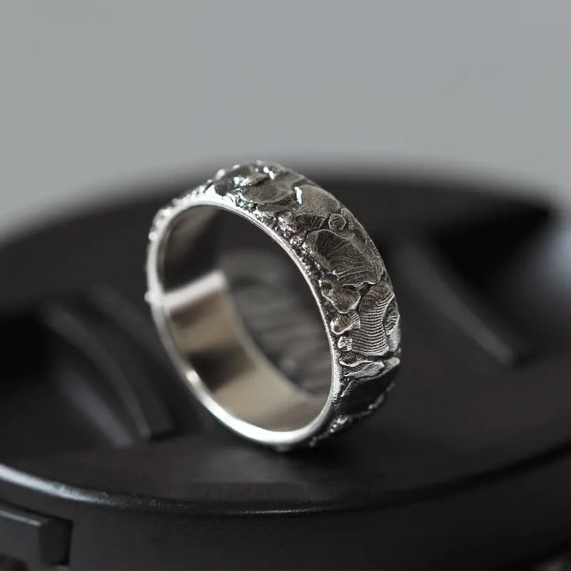 Luck Muse Rock Pattern Copper Ring for Luck and Blessings