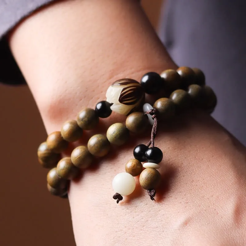 Bodhi Seed and Green Sandalwood Lotus Double Wrap Bracelet - Image 5