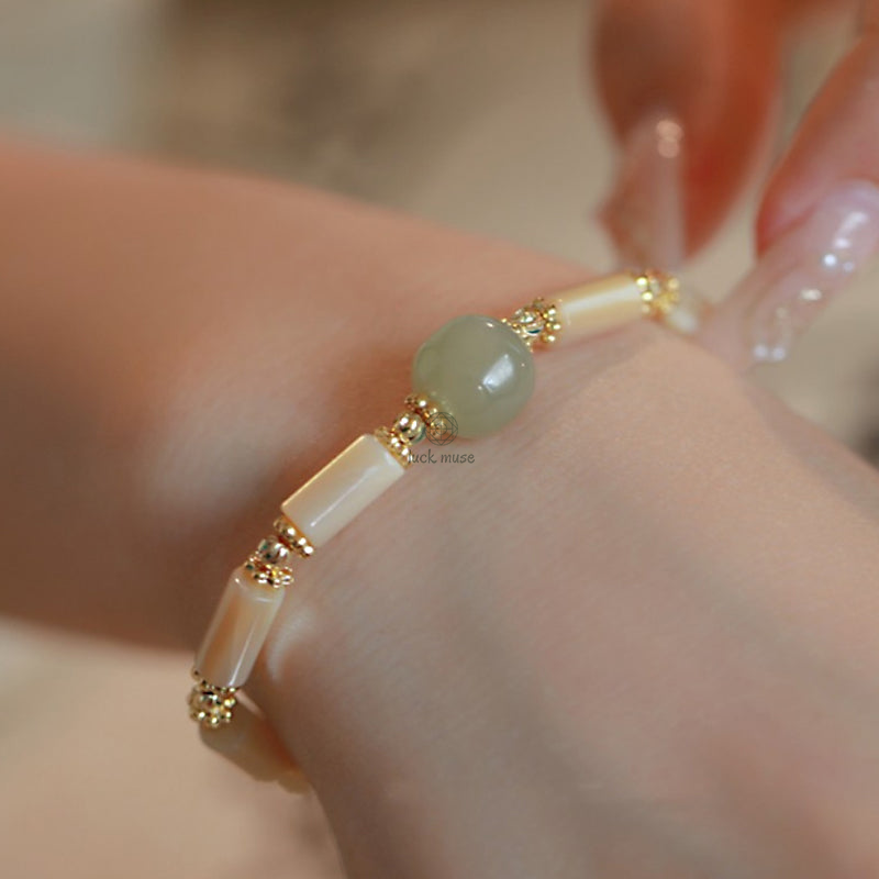 14K Gold Plated Tridacna Stone and Hetian Jade Bead Bracelet with Bamboo Pattern - Image 3