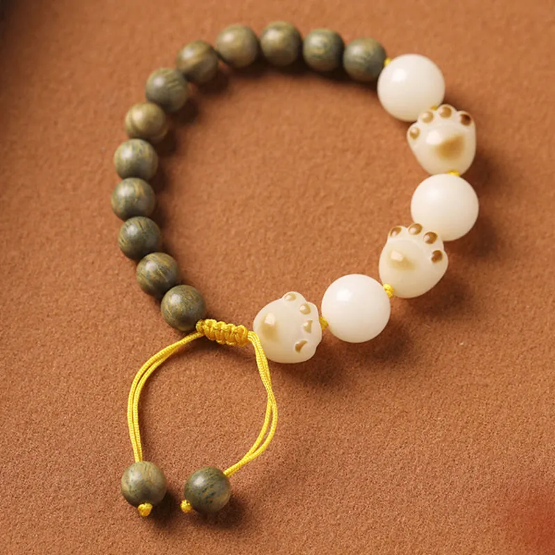 Natural Green Sandalwood Bodhi Seed Cat Paw Bracelet - Image 2