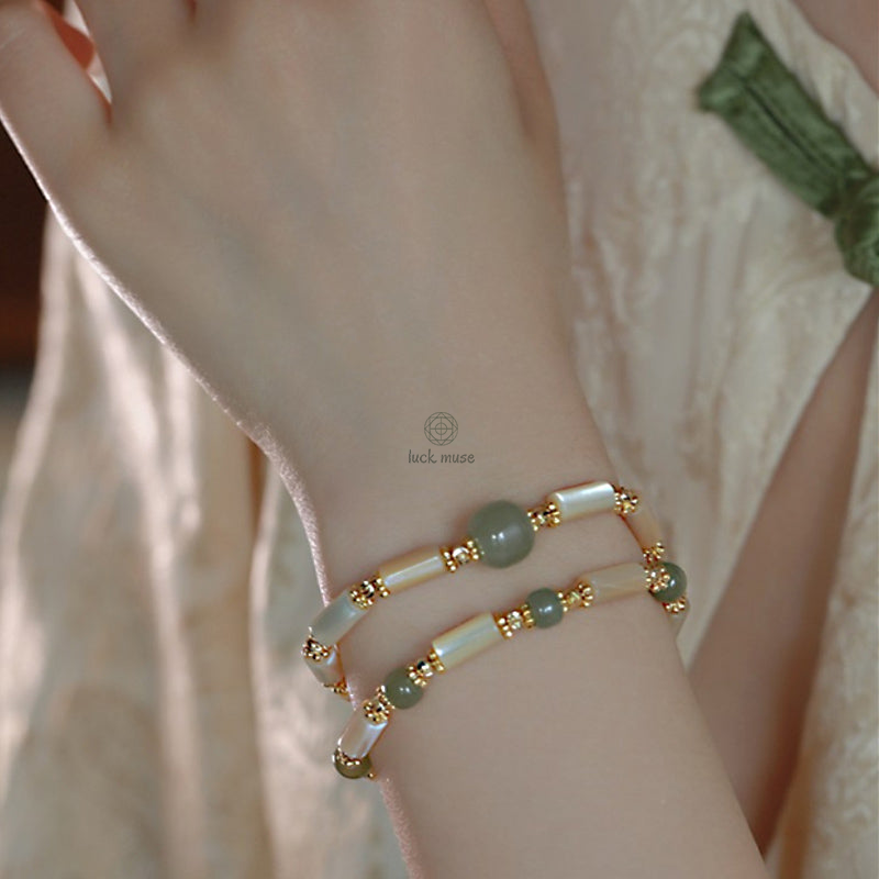 14K Gold Plated Tridacna Stone and Hetian Jade Bead Bracelet with Bamboo Pattern