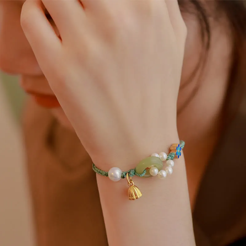 Handcrafted Hetian Jade Peace Buckle Bracelet with Natural Pearls for Luck - Image 10