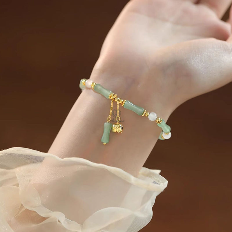 Green Aventurine Charm Bracelet with Bamboo Jade Pattern - Image 6