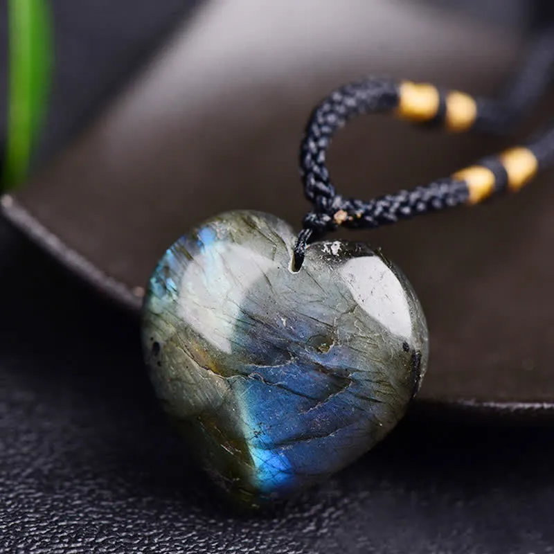 Labradorite Love Heart Necklace Pendant for Emotional Support - Image 3