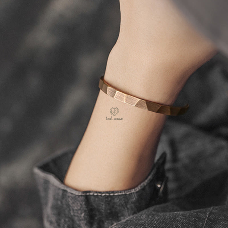 Vintage Rustic Copper Cuff Bracelet with Adjustable Wealth Design - Image 8